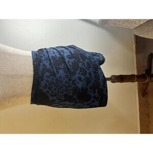 Chic Blue and Black Floral Mini Skirt